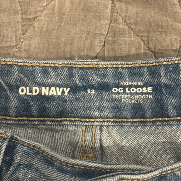 Old navy loose fit jeans size 12 - Picture 2 of 6